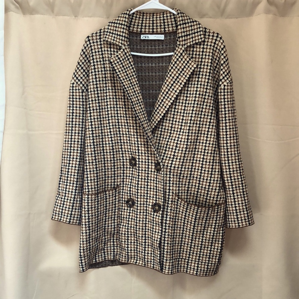 Zara Houndstooth Coat with Buttons